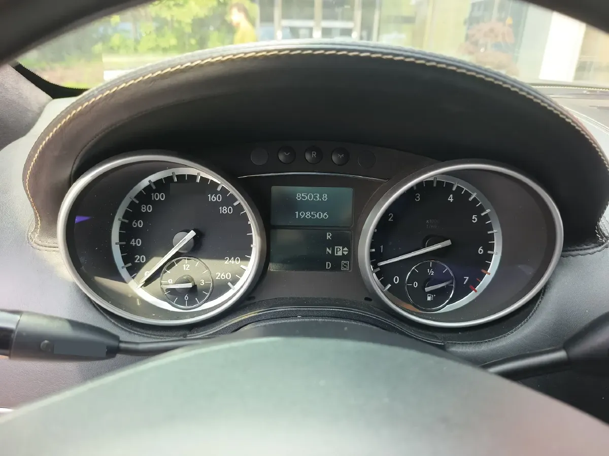 2011 Mercedes-Benz GL Class 4.7L 340HP V8 7AT,autocango,china used car exporter,china ev exporter,chinese used car exporter,chinese used ev exporter