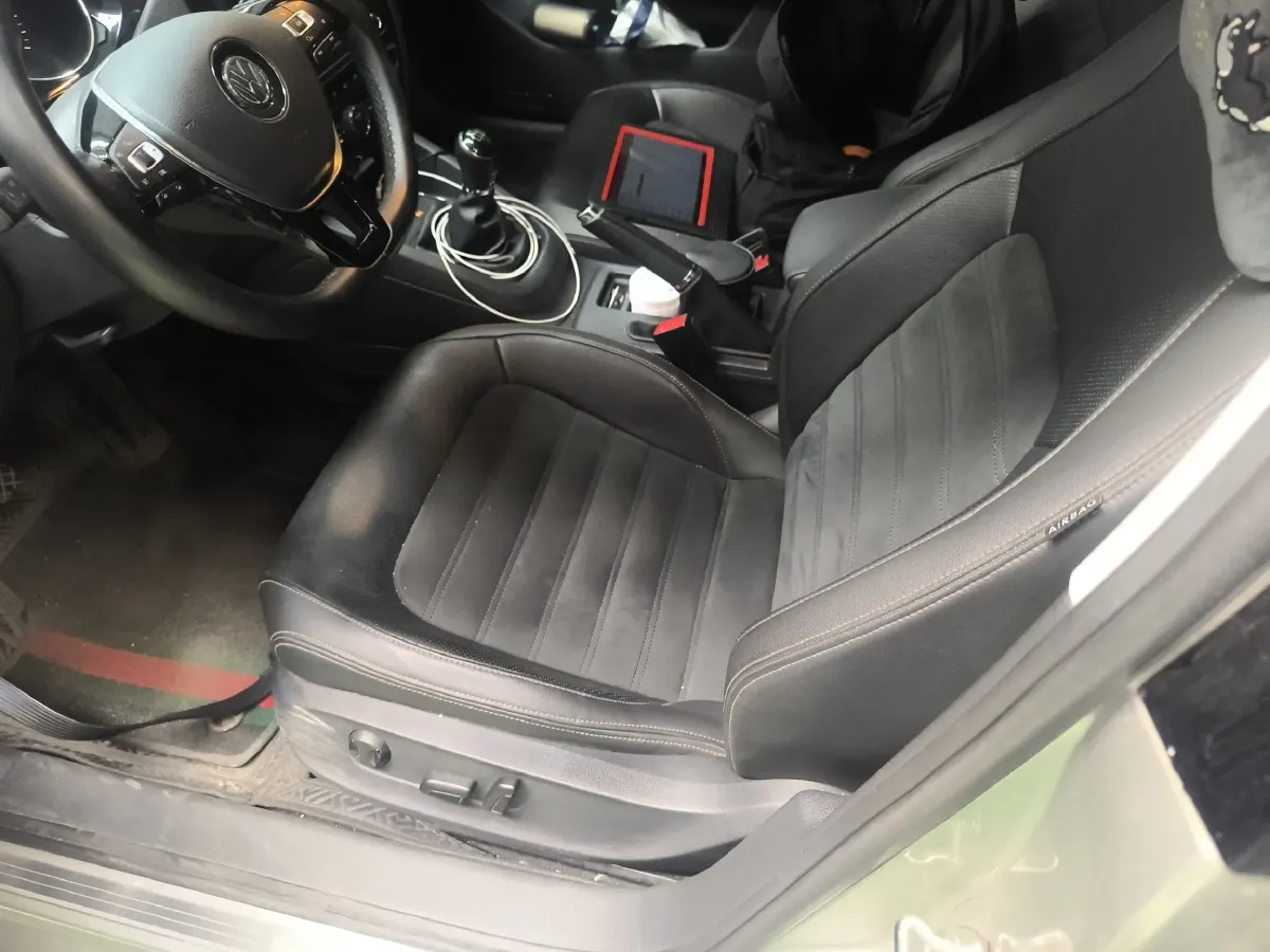 2015 Volkswagen Sagitar 1.4T 131HP L4 5MT,autocango,china used car exporter,china ev exporter,chinese used car exporter,chinese used ev exporter