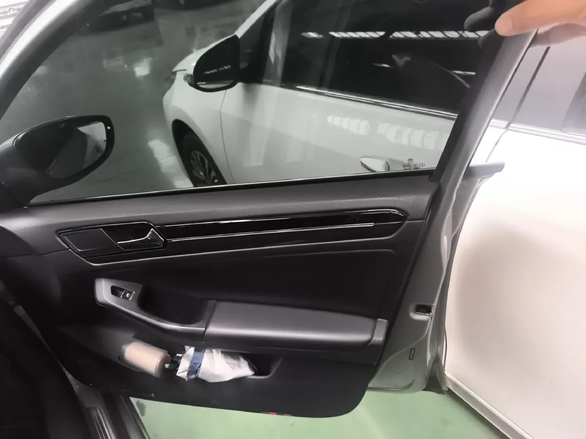 2015 Volkswagen Sagitar 1.4T 131HP L4 5MT,autocango,china used car exporter,china ev exporter,chinese used car exporter,chinese used ev exporter