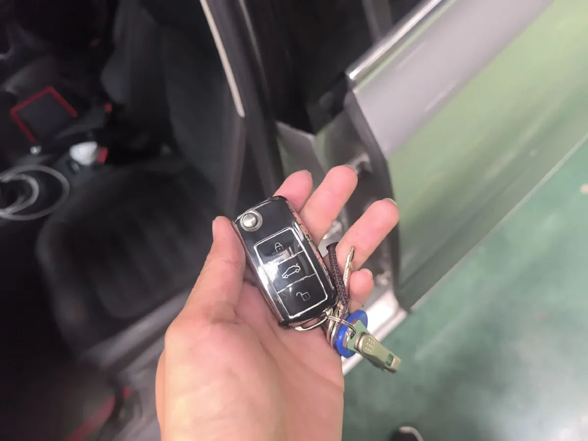 2015 Volkswagen Sagitar 1.4T 131HP L4 5MT,autocango,china used car exporter,china ev exporter,chinese used car exporter,chinese used ev exporter