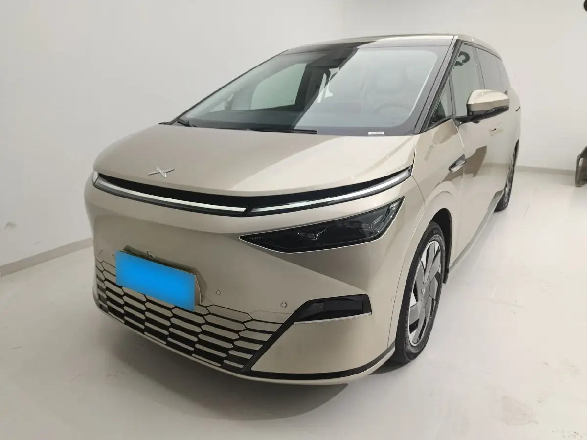 2024 Xpeng X9 BEV 101.5KWH