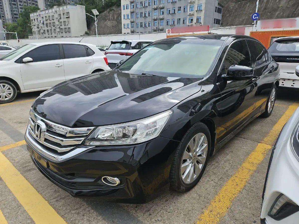2014 Honda Accord 2.4L 186HP L4 CVT
