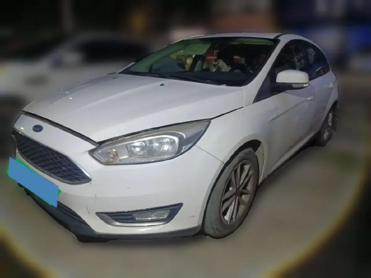 2015 Ford Focus 1.6L 125HP L4 6DCT
