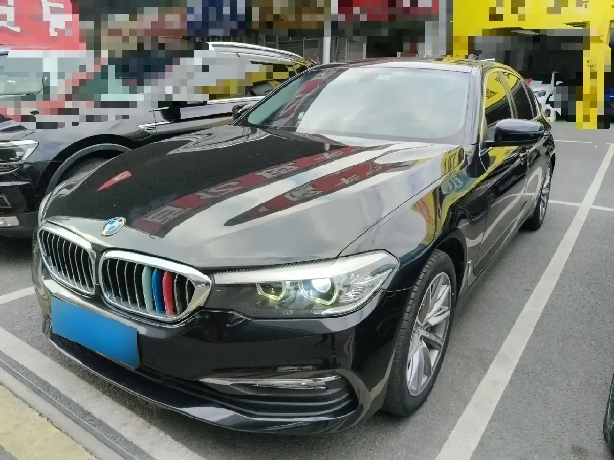 2018 BMW 5 Series 2.0T 224HP L4 8AT