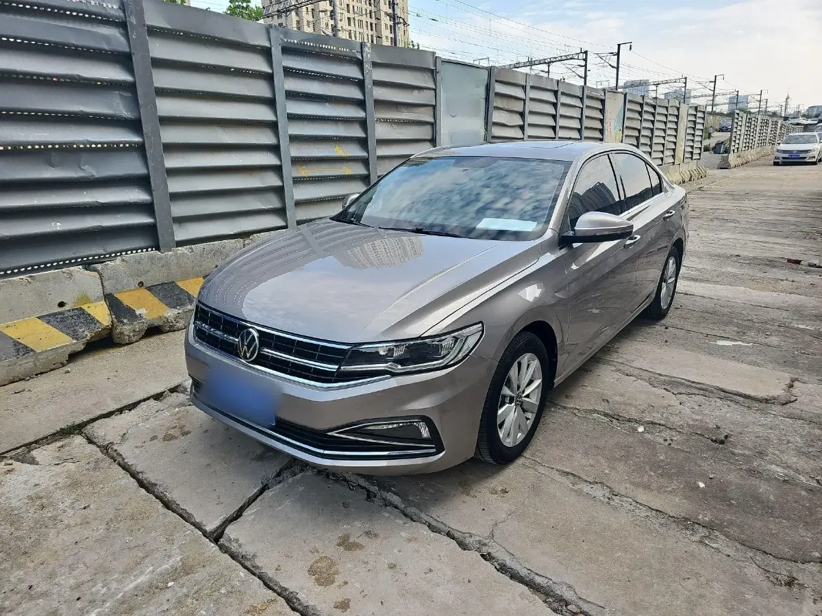 2021 Volkswagen Bora 1.5L 113HP L4 6AT