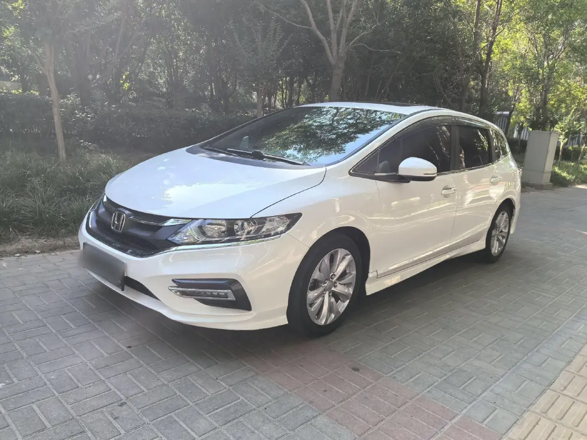 2017 Honda Jade 1.8L 141HP L4 5AT