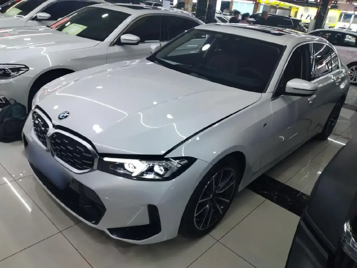 2024 BMW 3 Series 2.0T 184HP L4 8AT