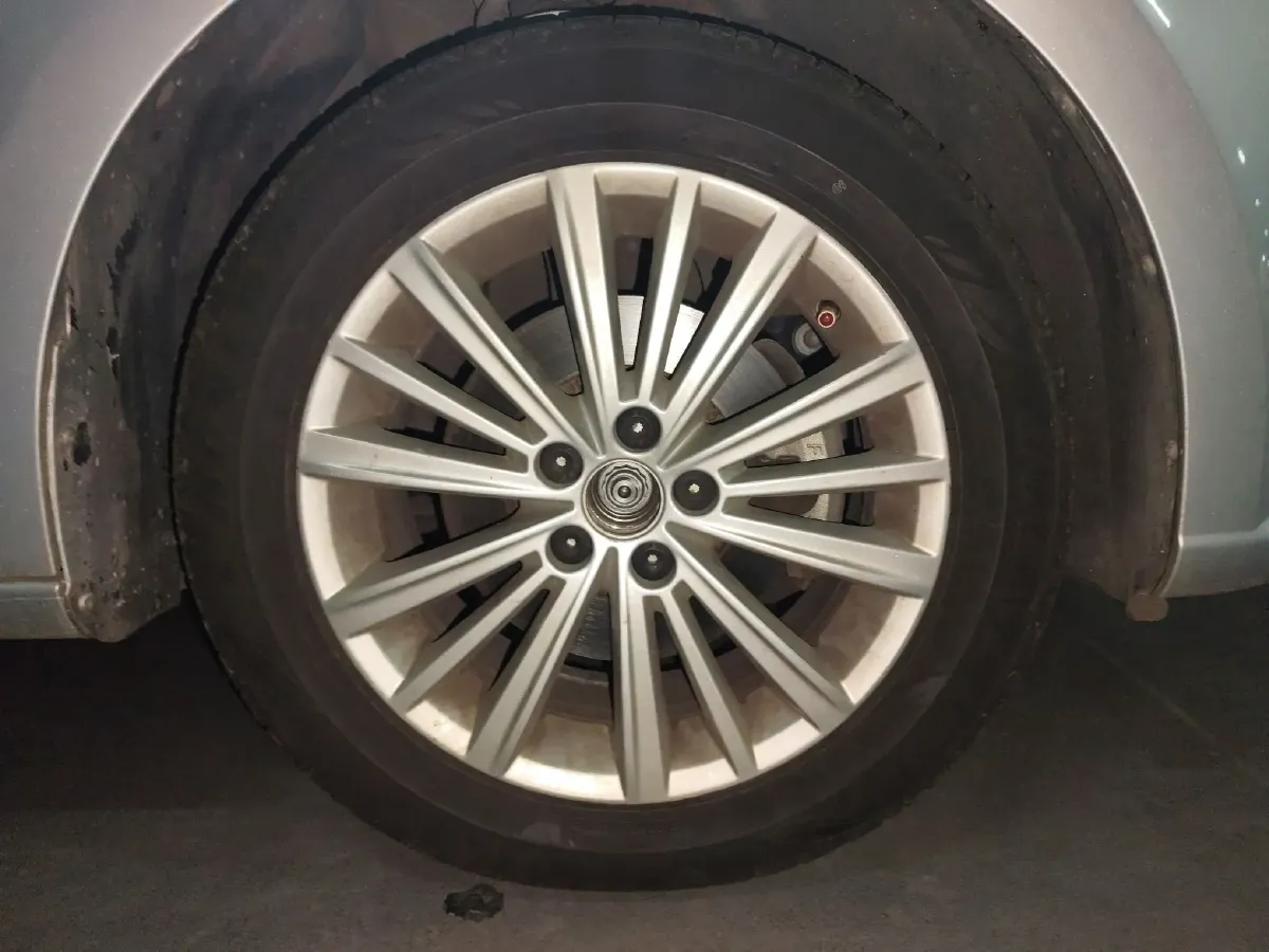 2013 Volkswagen Gran Lavida 1.6L 110HP L4 6AT,autocango,china used car exporter,china ev exporter,chinese used car exporter,chinese used ev exporter