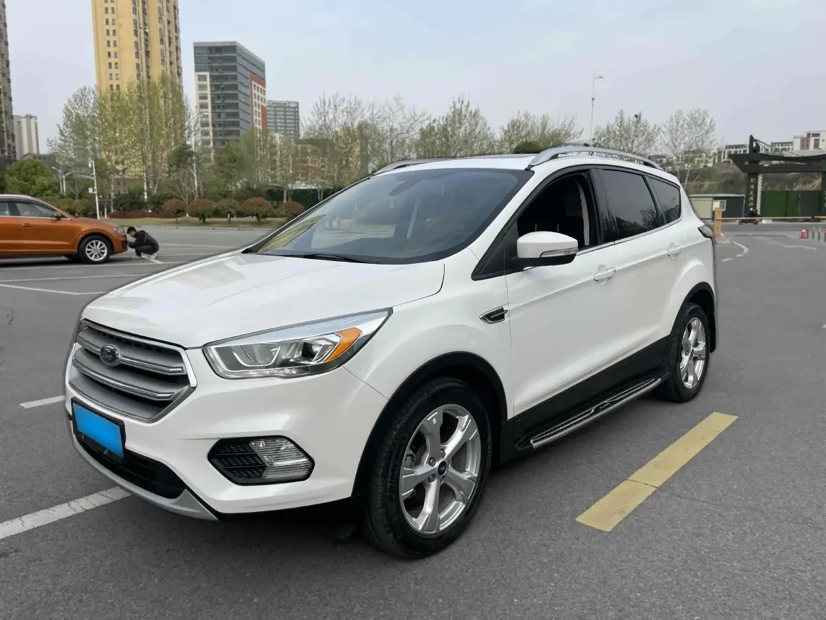 2018 Ford Kuga 1.5T 181HP L4 6AT