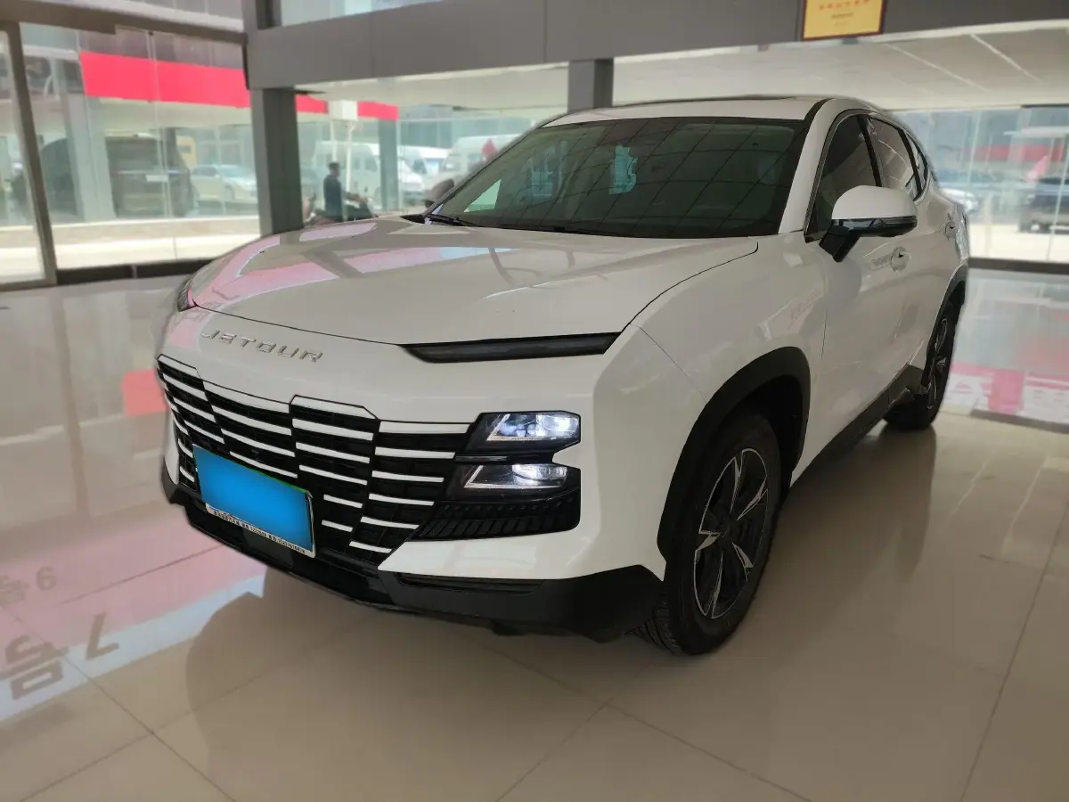 2023 Jetour DASHING 1.5T 156HP L4 6DCT