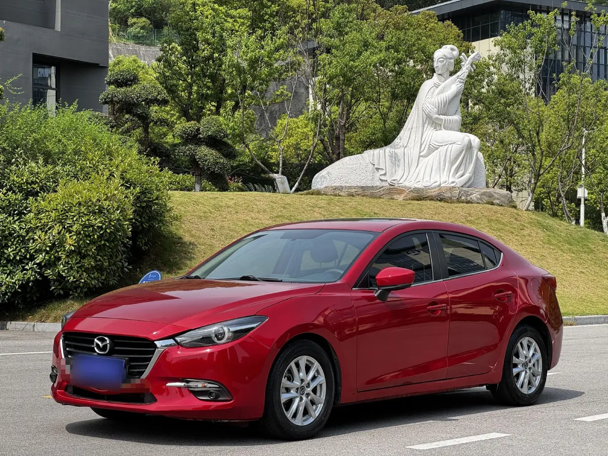 2019 Mazda 3 Axela 1.5L 117HP L4 6AT