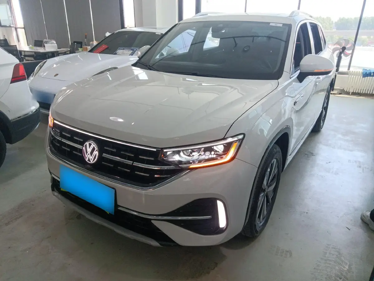 2023 Volkswagen Tayron GTE 1.4T 150HP L4 6DCT PHEV 13KWH