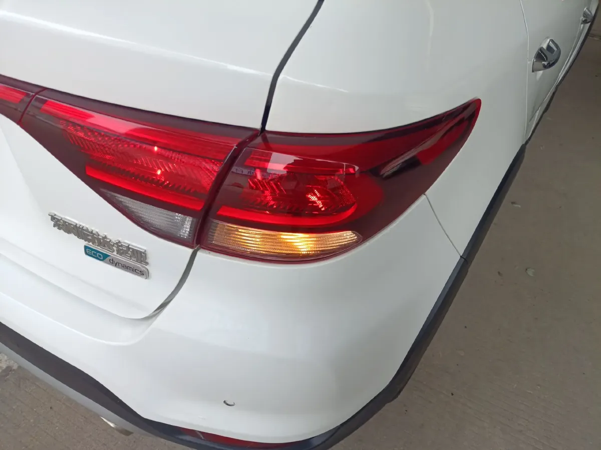 2017 Kia KX Cross 1.4L 100HP L4 6AT,autocango,china used car exporter,china ev exporter,chinese used car exporter,chinese used ev exporter