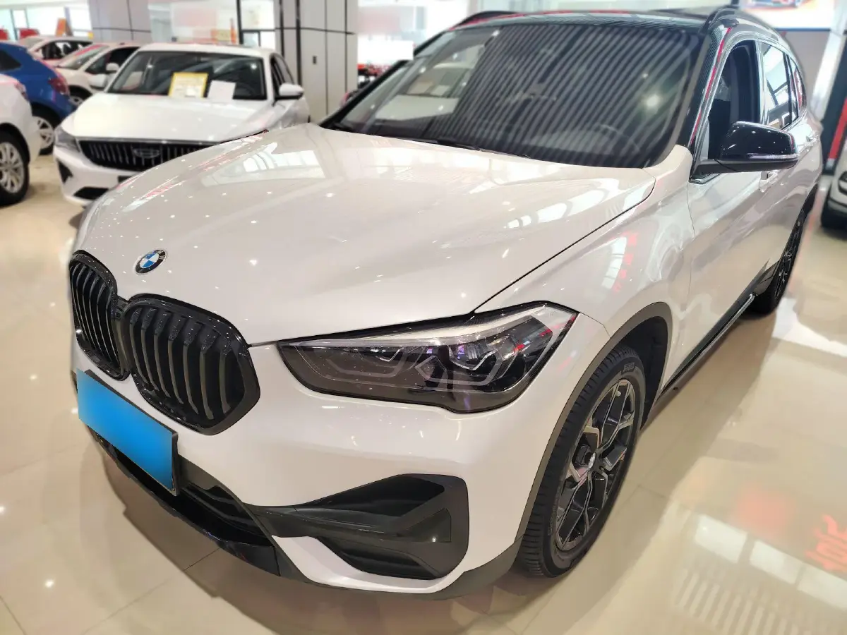 2022 BMW X1 1.5T 140HP L3 7DCT