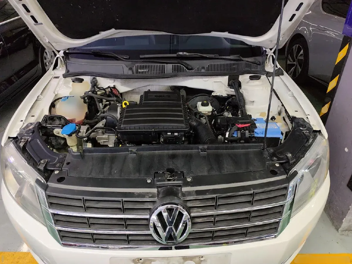 2013 Volkswagen Gran Lavida 1.6L 110HP L4 6AT,autocango,china used car exporter,china ev exporter,chinese used car exporter,chinese used ev exporter