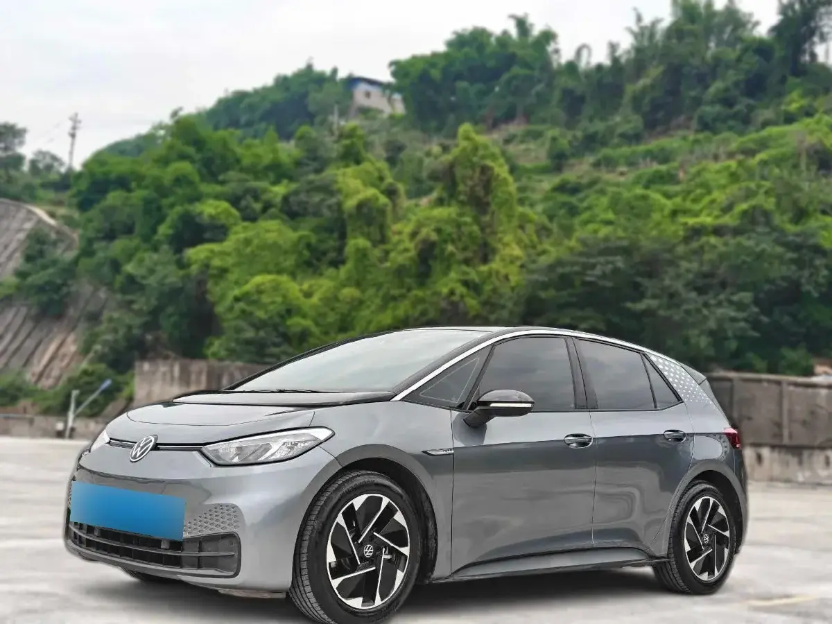 2023 Volkswagen ID.3 BEV 52.8KWH