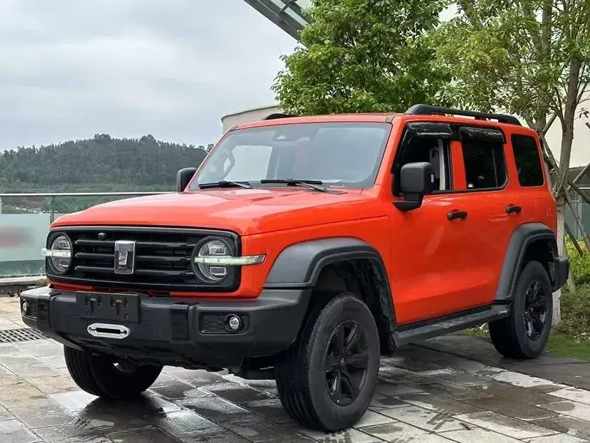 2023 Tank 300 2.0T 227HP L4 8AT