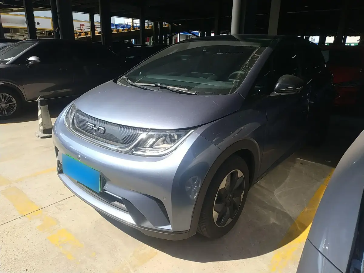 2024 BYD Dolphin BEV 44.928KWH