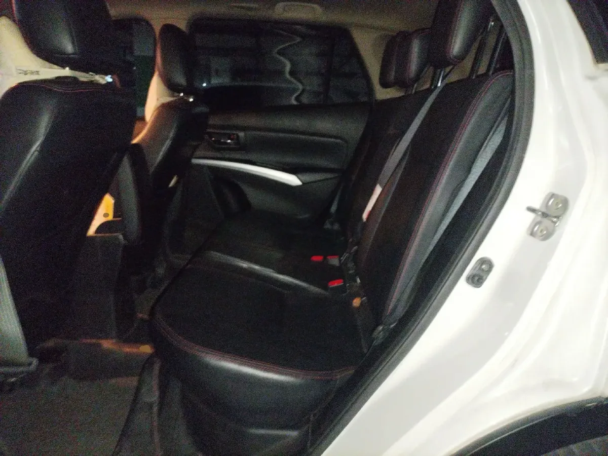 2014 Suzuki S-cross 1.6L 122HP L4 CVT,autocango,china used car exporter,china ev exporter,chinese used car exporter,chinese used ev exporter