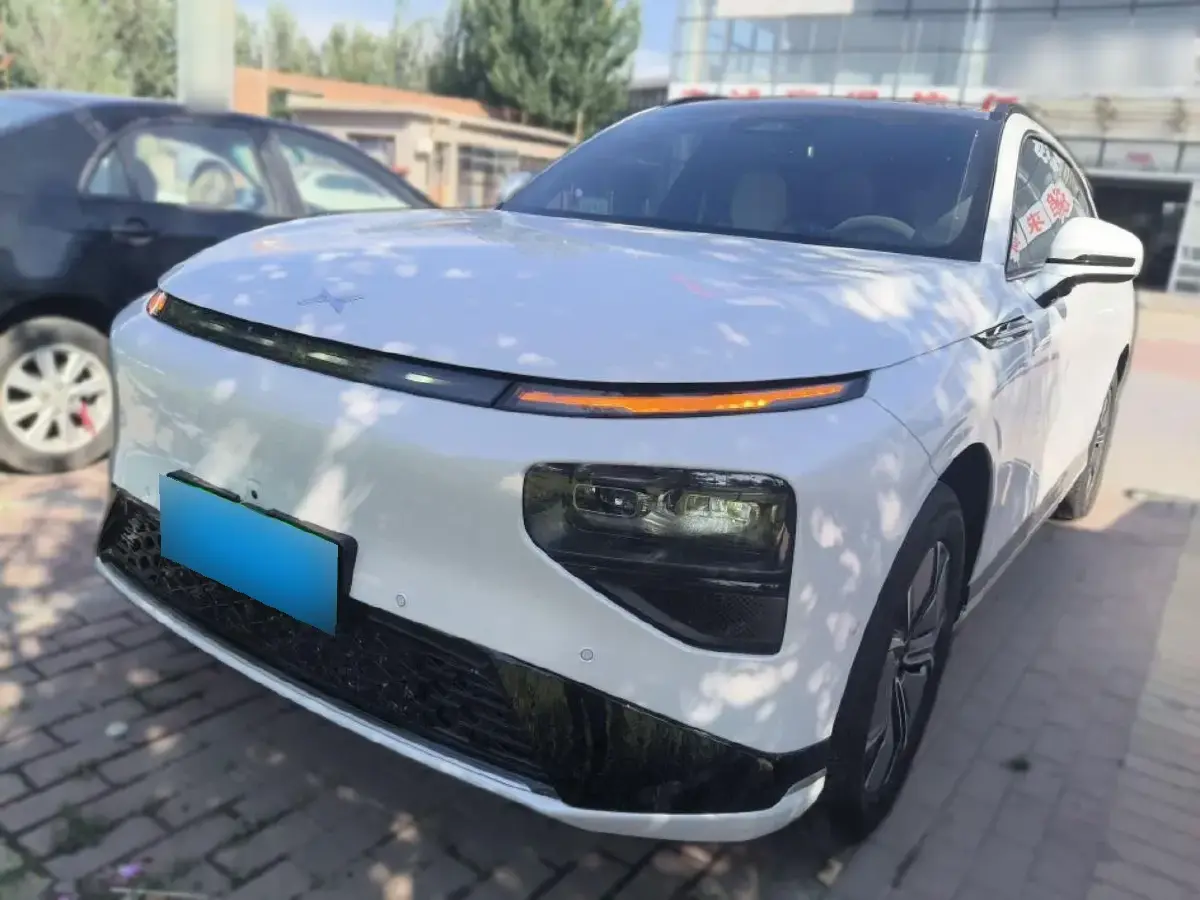 2024 Xpeng G9 BEV 98KWH