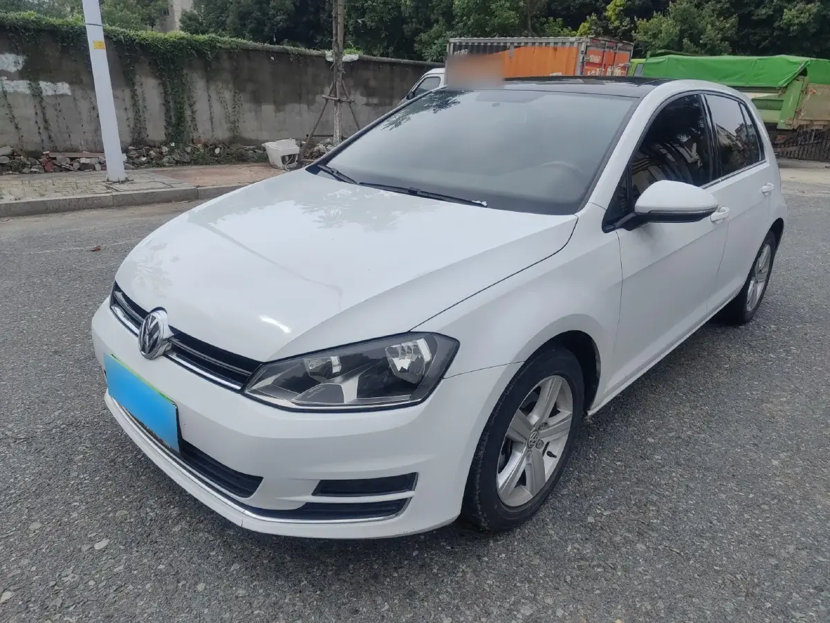 2014 Volkswagen Golf 1.4T 131HP L4 7DCT