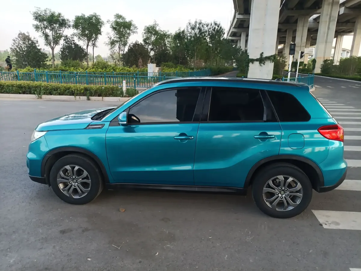 2016 Suzuki Vitara 1.6L 122HP L4 5MT,autocango,china used car exporter,china ev exporter,chinese used car exporter,chinese used ev exporter