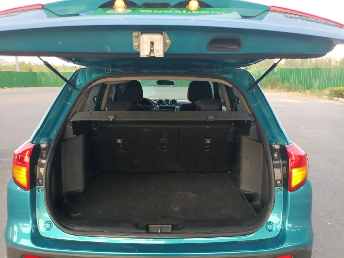 2016 Suzuki Vitara 1.6L 122HP L4 5MT,autocango,china used car exporter,china ev exporter,chinese used car exporter,chinese used ev exporter