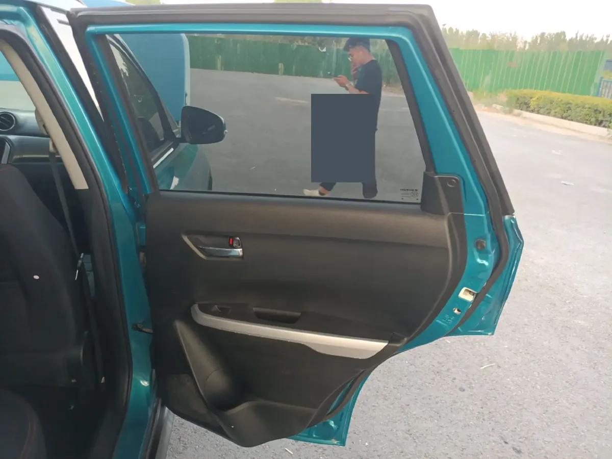 2016 Suzuki Vitara 1.6L 122HP L4 5MT,autocango,china used car exporter,china ev exporter,chinese used car exporter,chinese used ev exporter