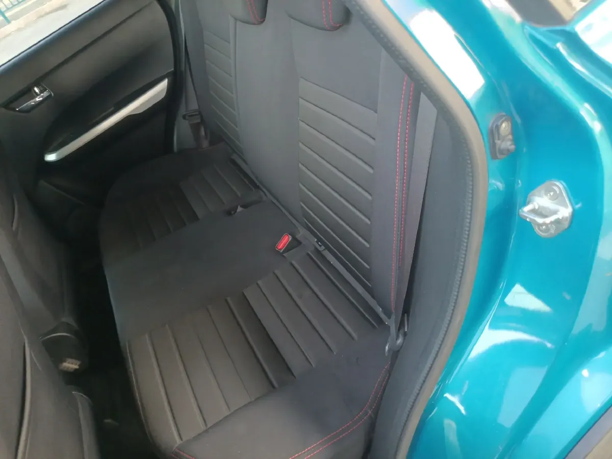 2016 Suzuki Vitara 1.6L 122HP L4 5MT,autocango,china used car exporter,china ev exporter,chinese used car exporter,chinese used ev exporter