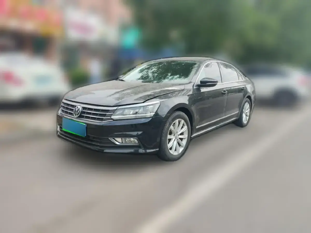 2017 Volkswagen Passat 1.8T 180HP L4 7DCT