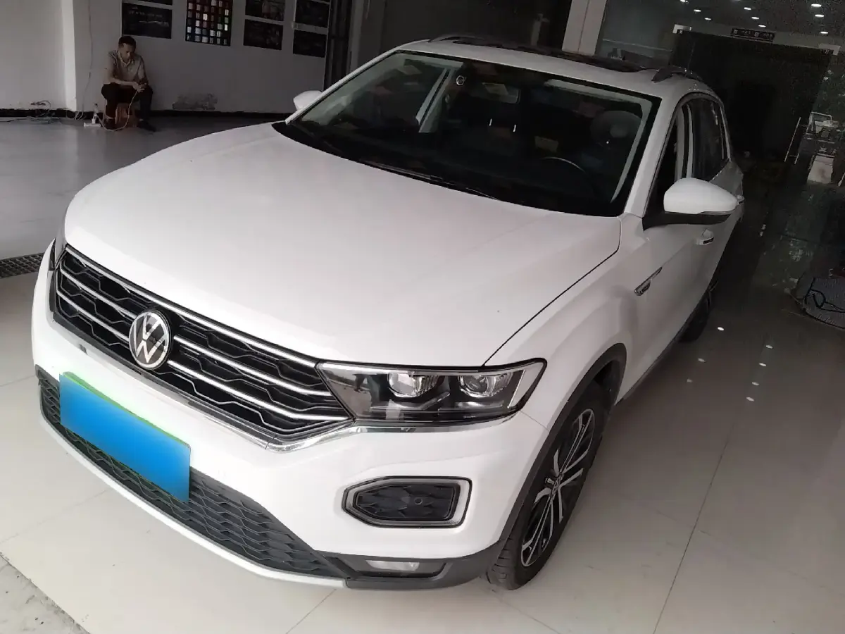 2022 Volkswagen T-Roc 1.4T 150HP L4 7DCT