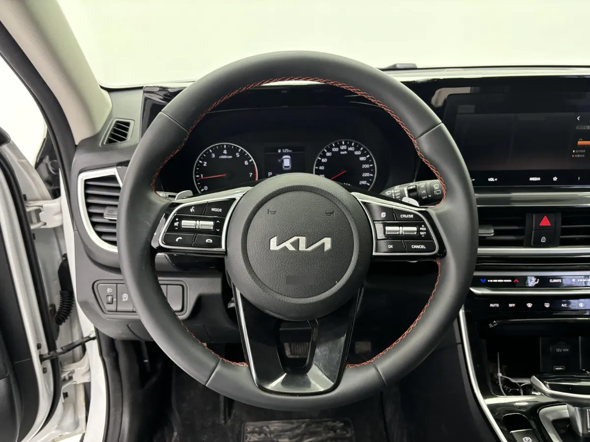 2021 Kia KX3 1.5L 115HP L4 CVT,autocango,china used car exporter,china ev exporter,chinese used car exporter,chinese used ev exporter