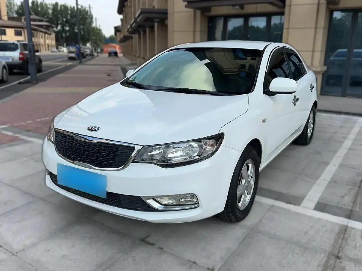2014 Kia Forte 1.6L 123HP L4 5MT
