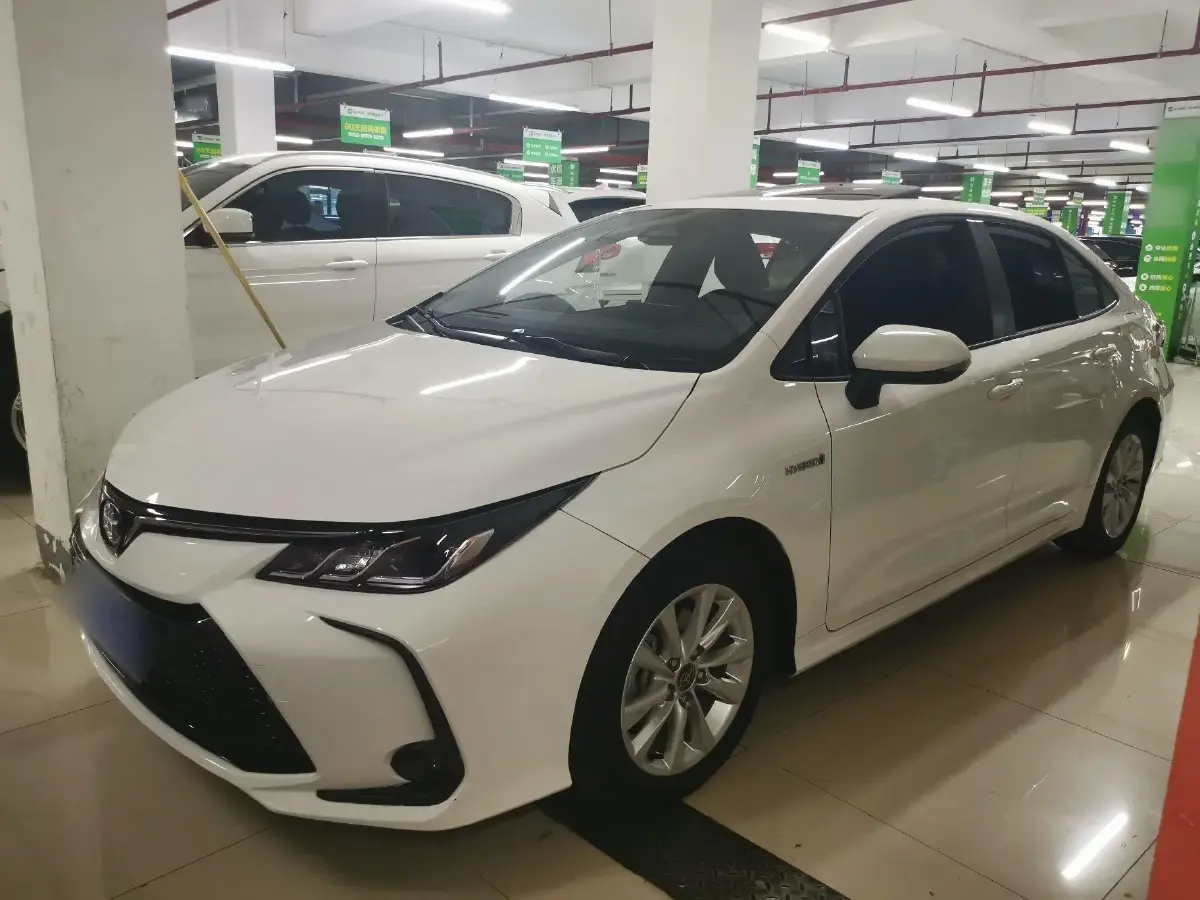 2023 Toyota Corolla 1.8L 98HP L4 E-CVT Hybrid