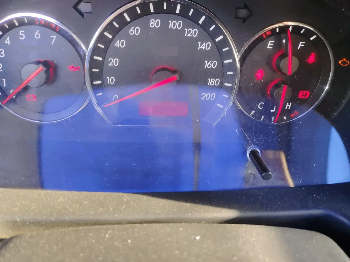 2015 ChangAn Alsvin V3 1.4L 101HP L4 5MT,autocango,china used car exporter,china ev exporter,chinese used car exporter,chinese used ev exporter