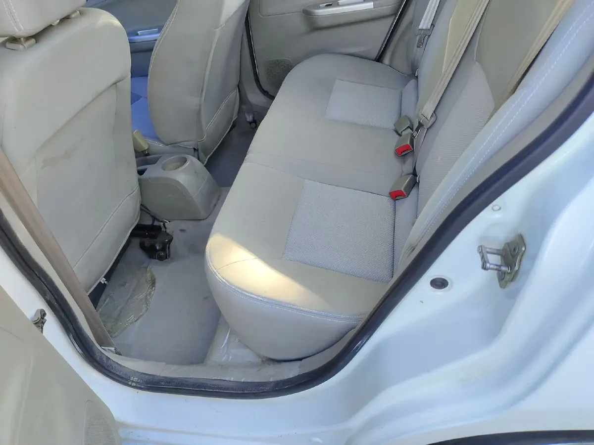 2015 ChangAn Alsvin V3 1.4L 101HP L4 5MT,autocango,china used car exporter,china ev exporter,chinese used car exporter,chinese used ev exporter