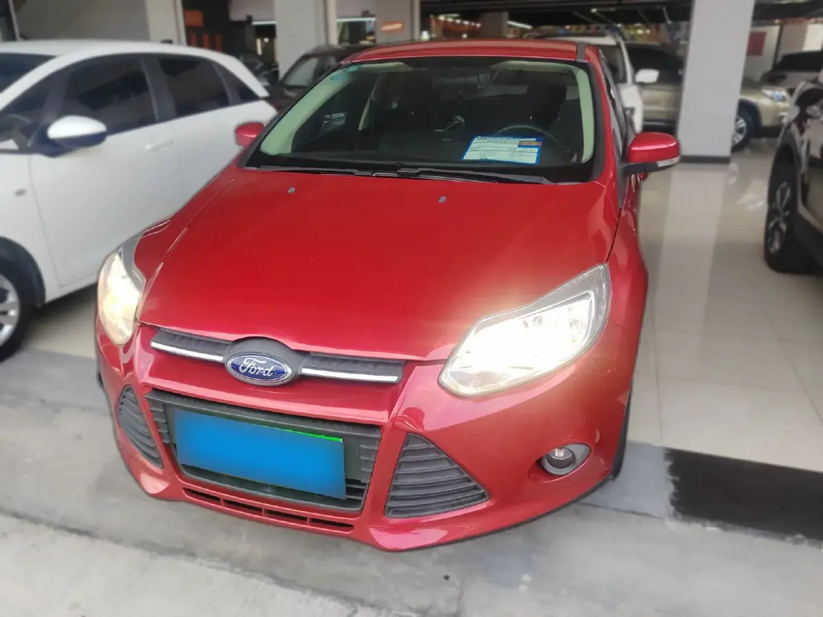 2012 Ford Focus 1.6L 125HP L4 6DCT