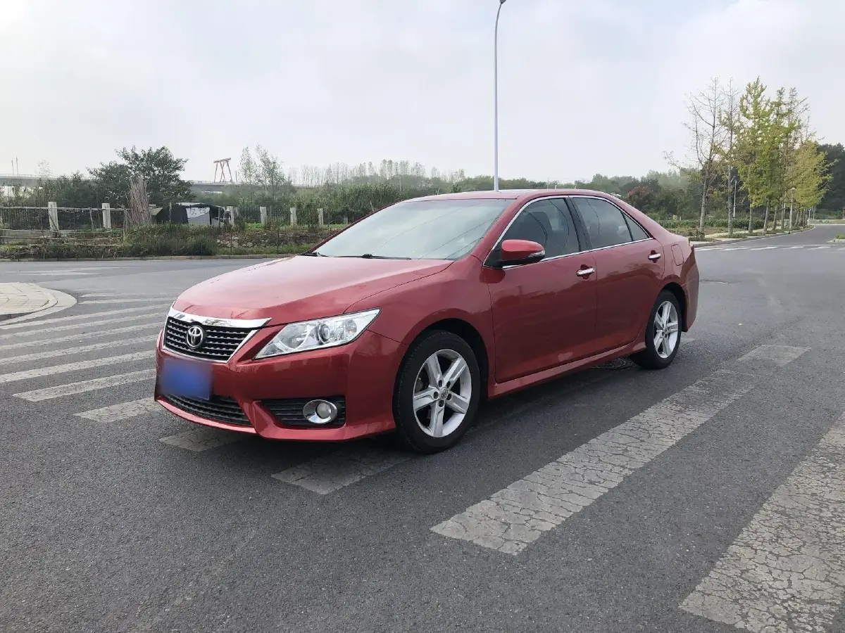2012 Toyota Camry 2.0L 150HP L4 4AT