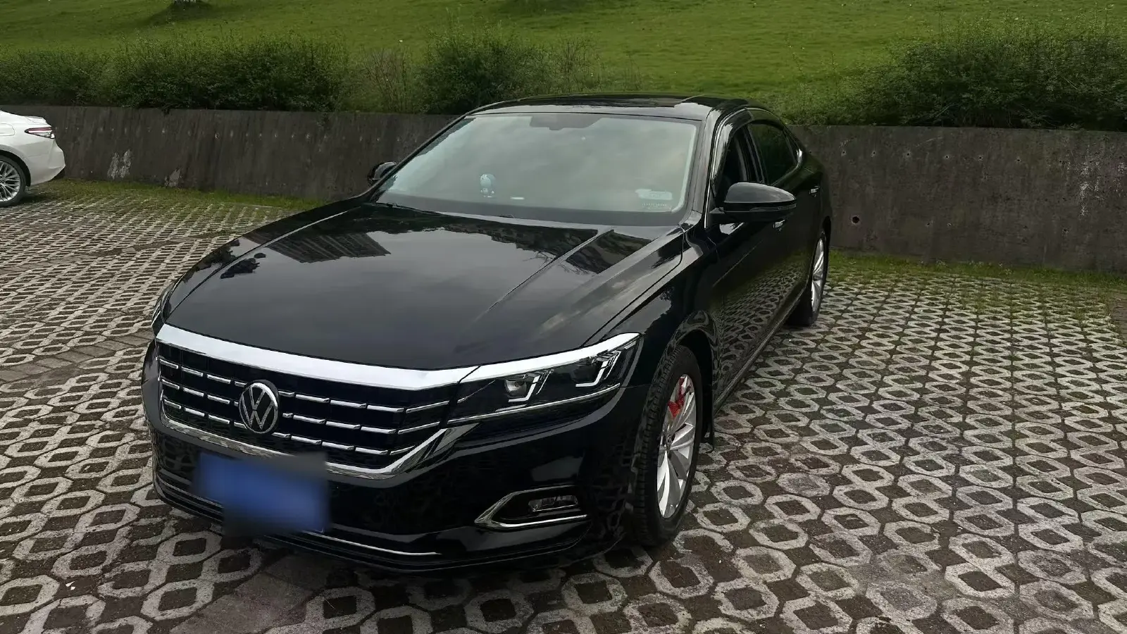 2019 Volkswagen Passat 2.0T 186HP L4 7DCT