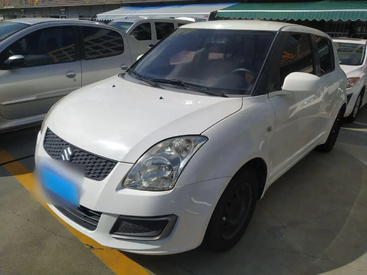 2014 Suzuki Swift 1.3L 91HP L4 5MT