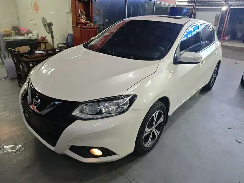 2016 Nissan Tiida 1.6L 126HP L4 CVT