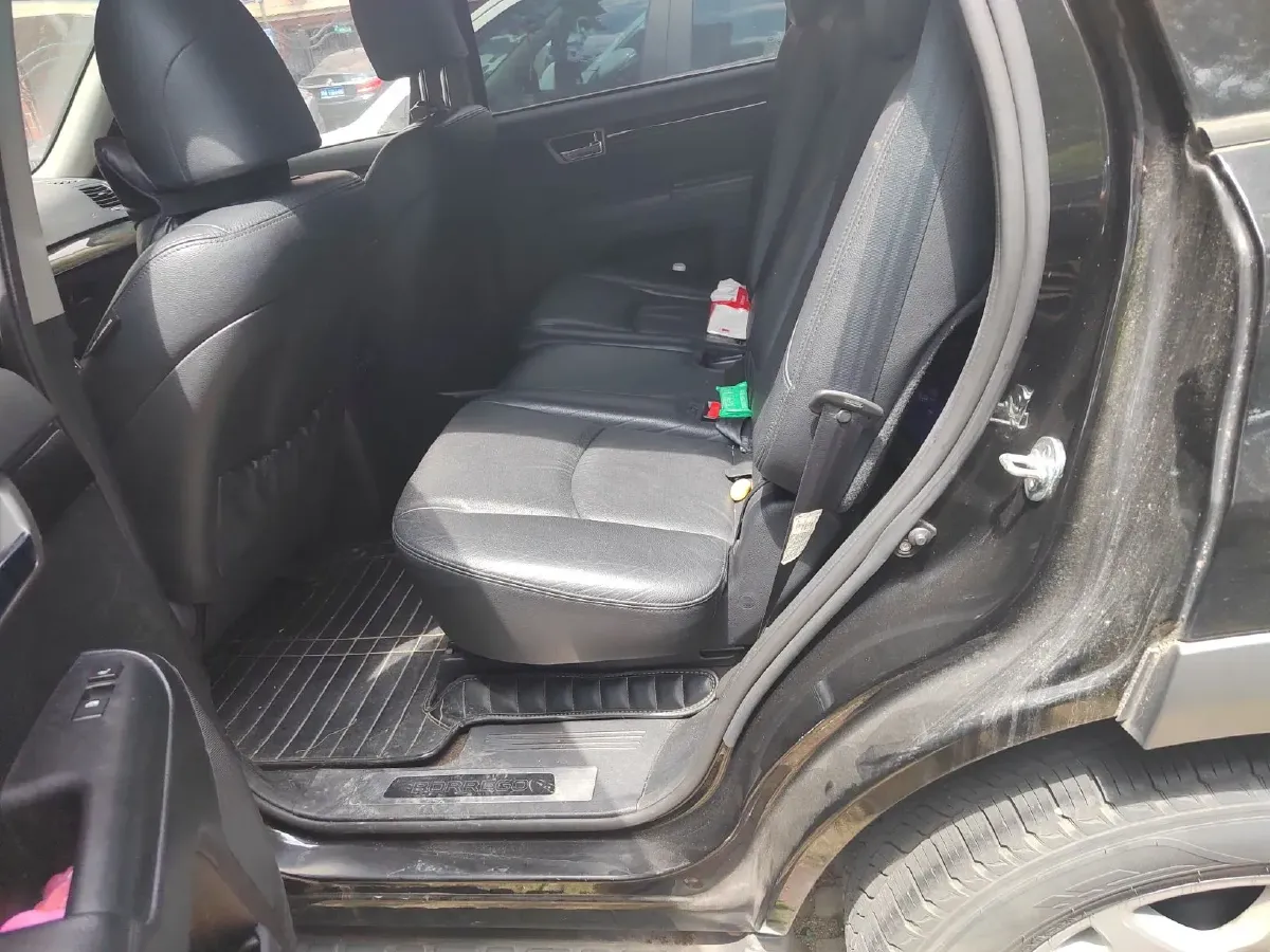 2015 Kia Borrego 3.8L 275HP V6 5AT,autocango,china used car exporter,china ev exporter,chinese used car exporter,chinese used ev exporter