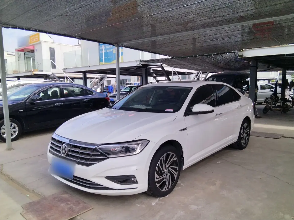 2021 Volkswagen Sagitar 1.4T 150HP L4 7DCT