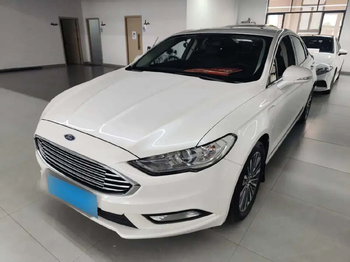 2018 Ford Mondeo 2.0L 143HP L4 E-CVT PHEV 9KWH