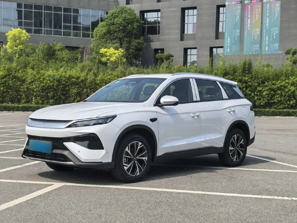 2025 BYD Song Pro 1.5L 101HP L4 E-CVT PHEV 12.9KWH