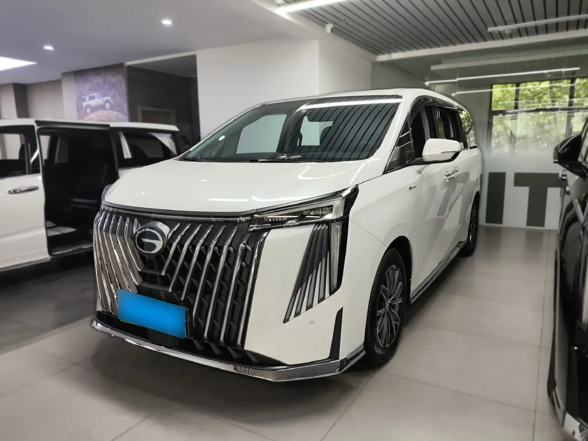 2024 GAC Trumpchi M8 2.0T 190HP L4 2DHT Hybrid