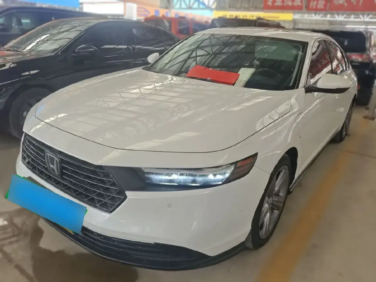 2023 Honda Accord 2.0L 148HP L4 E-CVT PHEV 17.7KWH