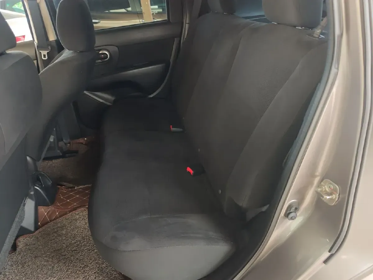 2013 Nissan Livina 1.6L 124HP L4 CVT,autocango,china used car exporter,china ev exporter,chinese used car exporter,chinese used ev exporter