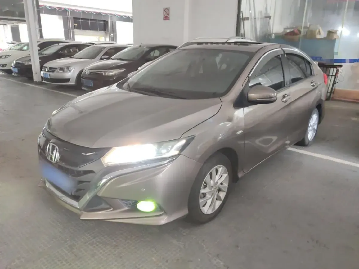 2017 Honda Gienia 1.5L 131HP L4 CVT,autocango,china used car exporter,china ev exporter,chinese used car exporter,chinese used ev exporter