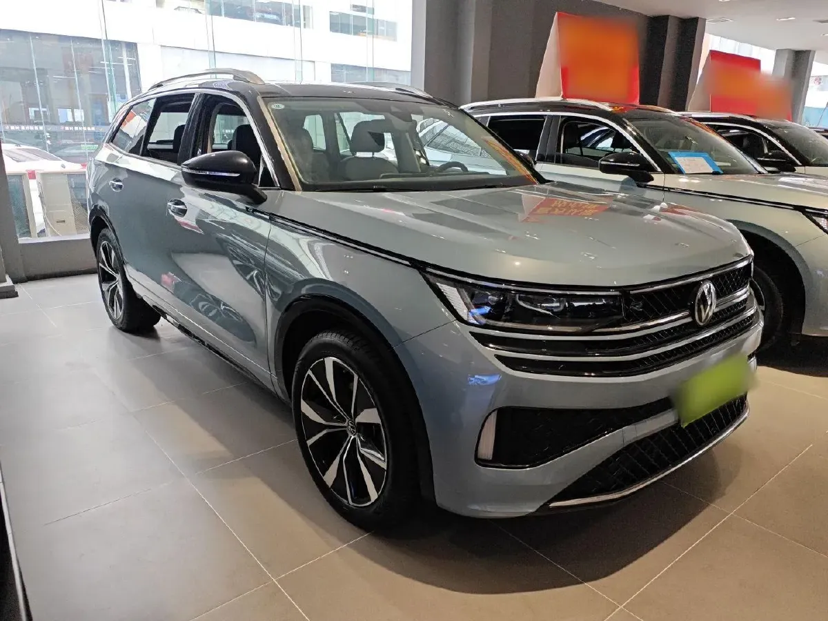 2023 Volkswagen Tavendor 2.0T 220HP L4 7DCT,autocango,china used car exporter,china ev exporter,chinese used car exporter,chinese used ev exporter